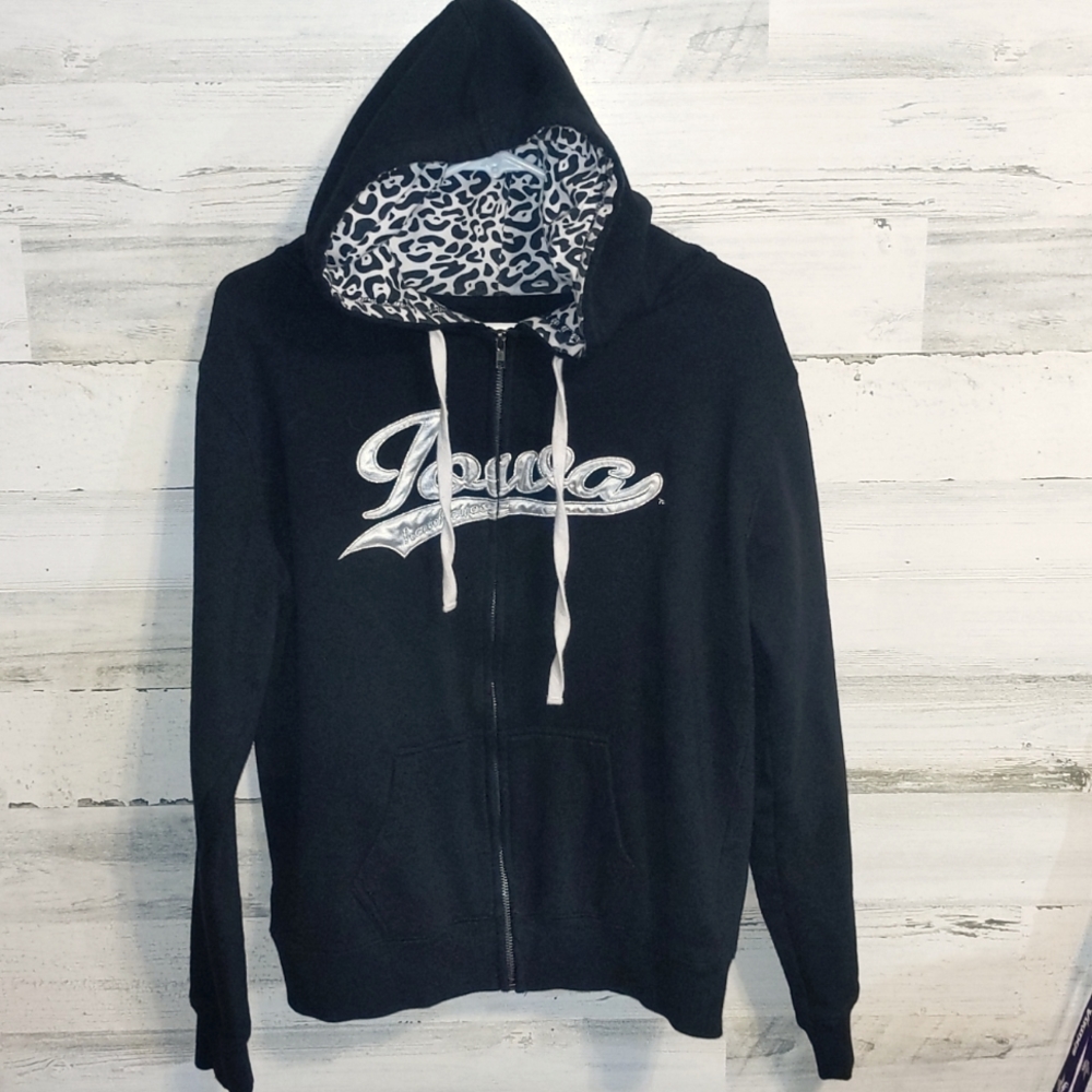 Iowa Hawkeyes hoodie with cheetah print inside hood